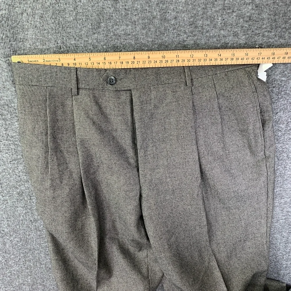 Jos A Bank Wool Dress Pants Men 34R Pleated Houndstooth Signature NEW